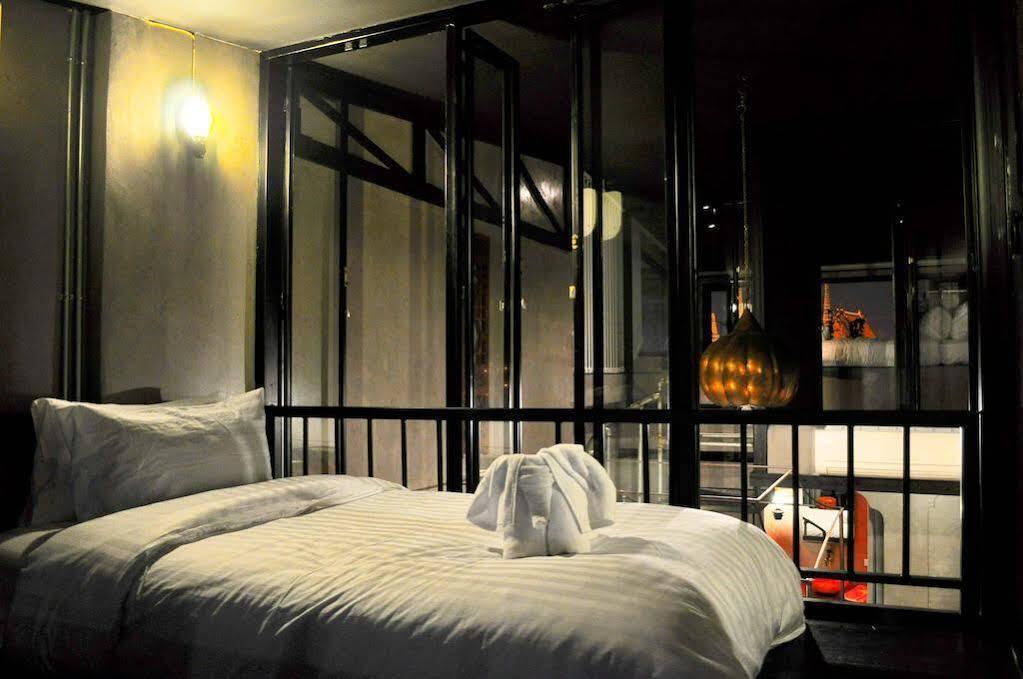 Inn a day Bangkok Bagian luar foto